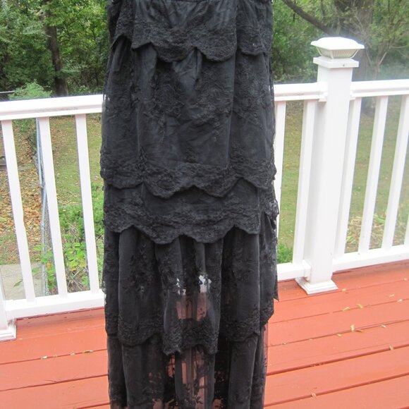 And Now This Black Tiered Lace Maxi Dress NWT size X-Large - Picture 5 of 8